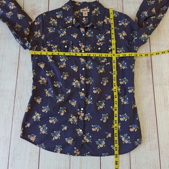 Mossimo Supply Co. western floral snap button front shirt sz M - Picture 9 of 10